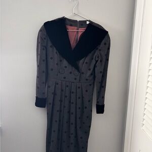 Elegant Gray Dress with Black Velvet Polkadots, collar and sleeves